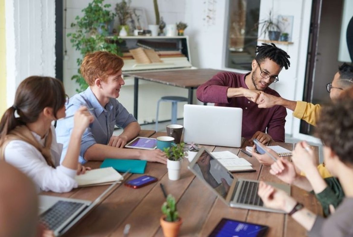 Dia do Trabalho de NRs aos treinamentos, o foco está na valorização do capital humano - Revista Cipa