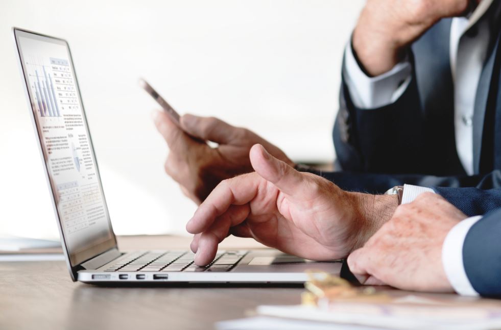 Fiscalizações digitais requerem mais atenção sobre condições de trabalho nas empresas – Revista Cipa Fiscalizações digitais requerem mais atenção sobre condições de trabalho nas empresas - Revista Cipa
