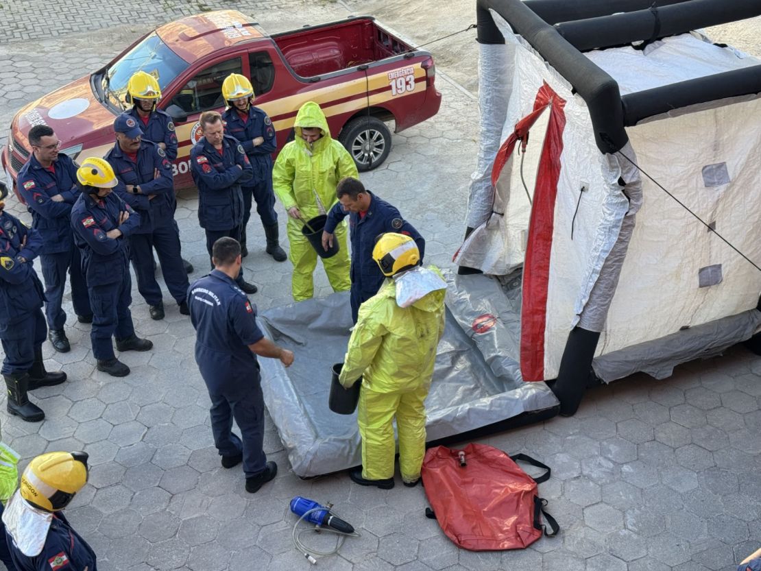Treinamentos operacionais com bombeiros e indústrias reforçam protocolos eficientes contra riscos químicos – Caderno Incêndio Treinamentos operacionais com bombeiros e indústrias reforçam protocolos eficientes contra riscos químicos - Caderno Incêndio