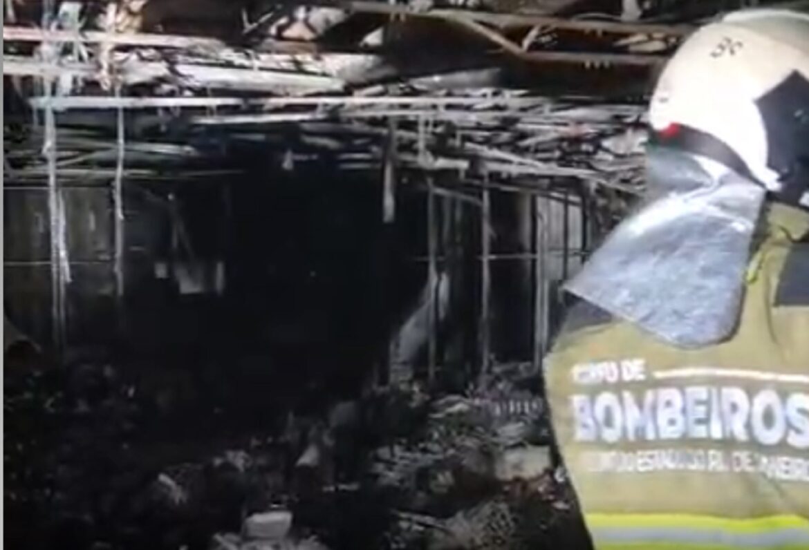 Incêndio no Shopping Tijuca evidencia a importância de fiscalização e sistemas de segurança - Caderno Incêndio